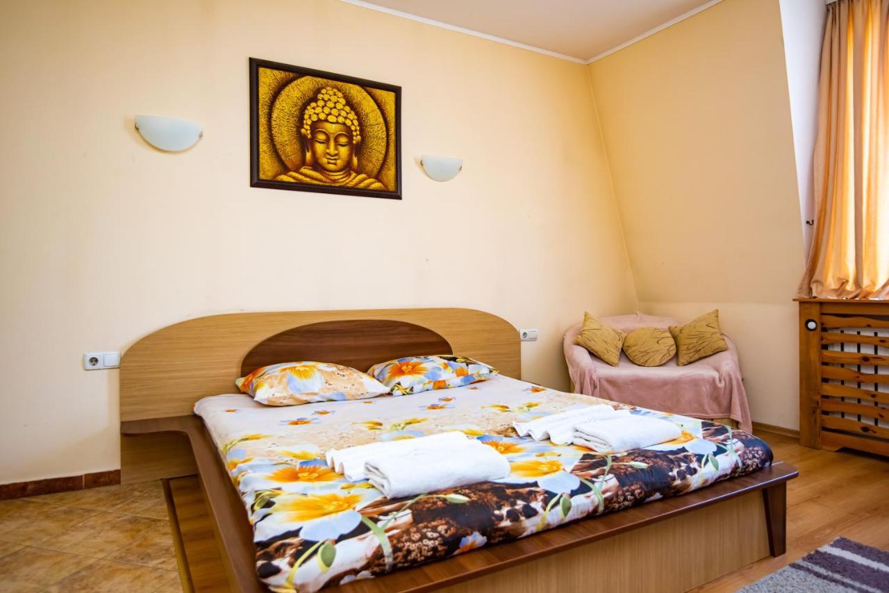 Nadezhda Aparthotel Razlog Exterior foto