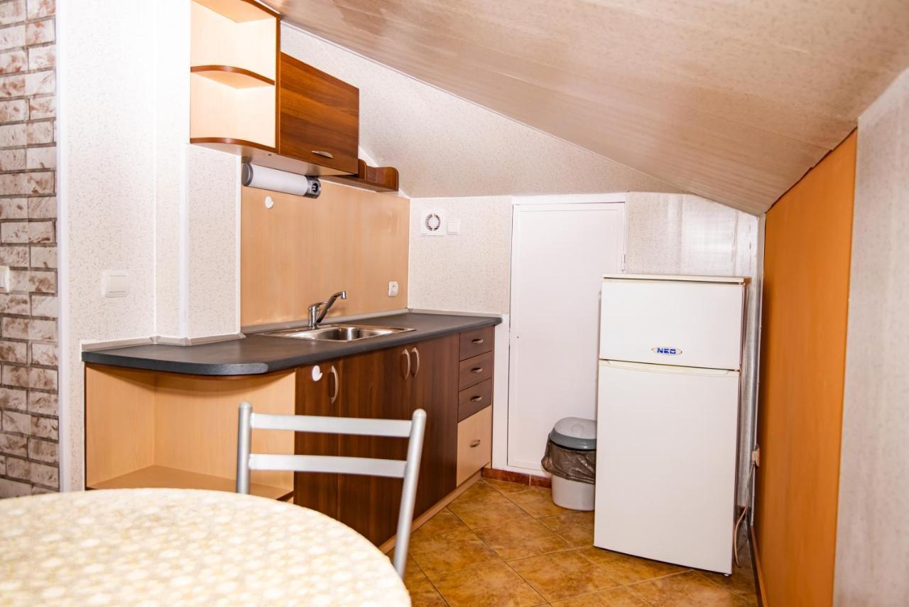 Nadezhda Aparthotel Razlog Exterior foto